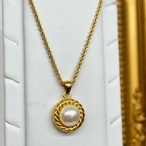 Siena Gold Tone Stainless Steel Round Necklace